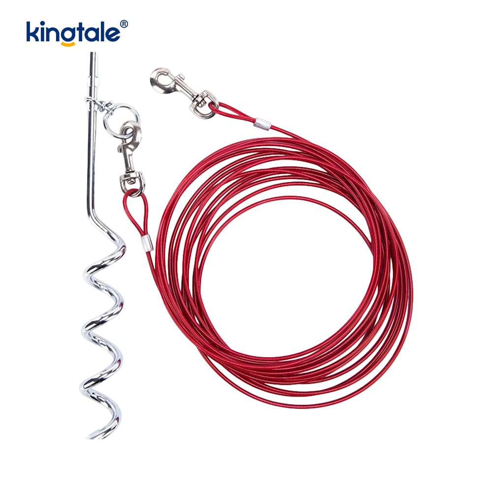 Pes svázat kabel a kůl